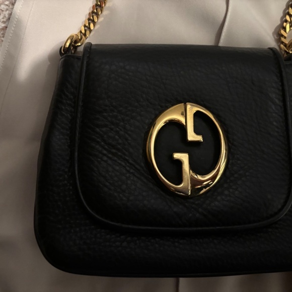 Authentic Gucci crossbody - Picture 4 of 15